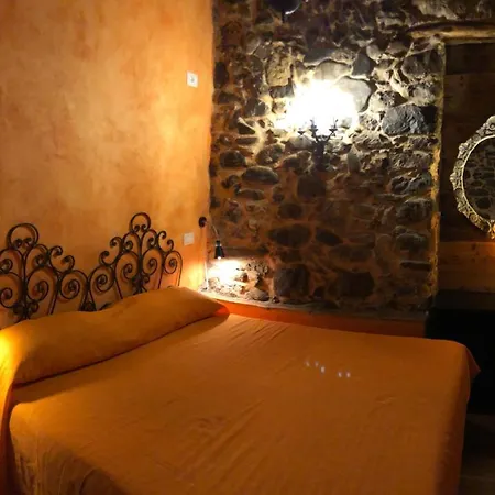 Podere Memolandia Cinque Terre Apt 3 *